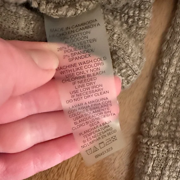 Two by Vince Camuto Ladies' Button Cardigan Size S - Picture 6 of 6